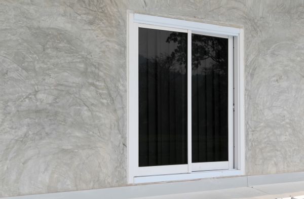 Sliding Window Replacement in Stuart